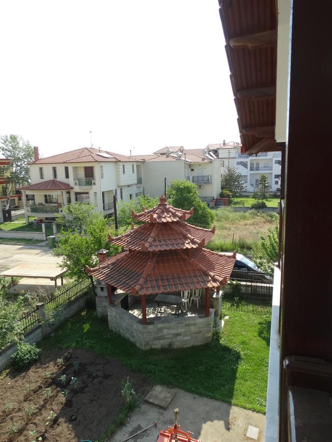 Christakos Apartments Vrasná Exterior foto